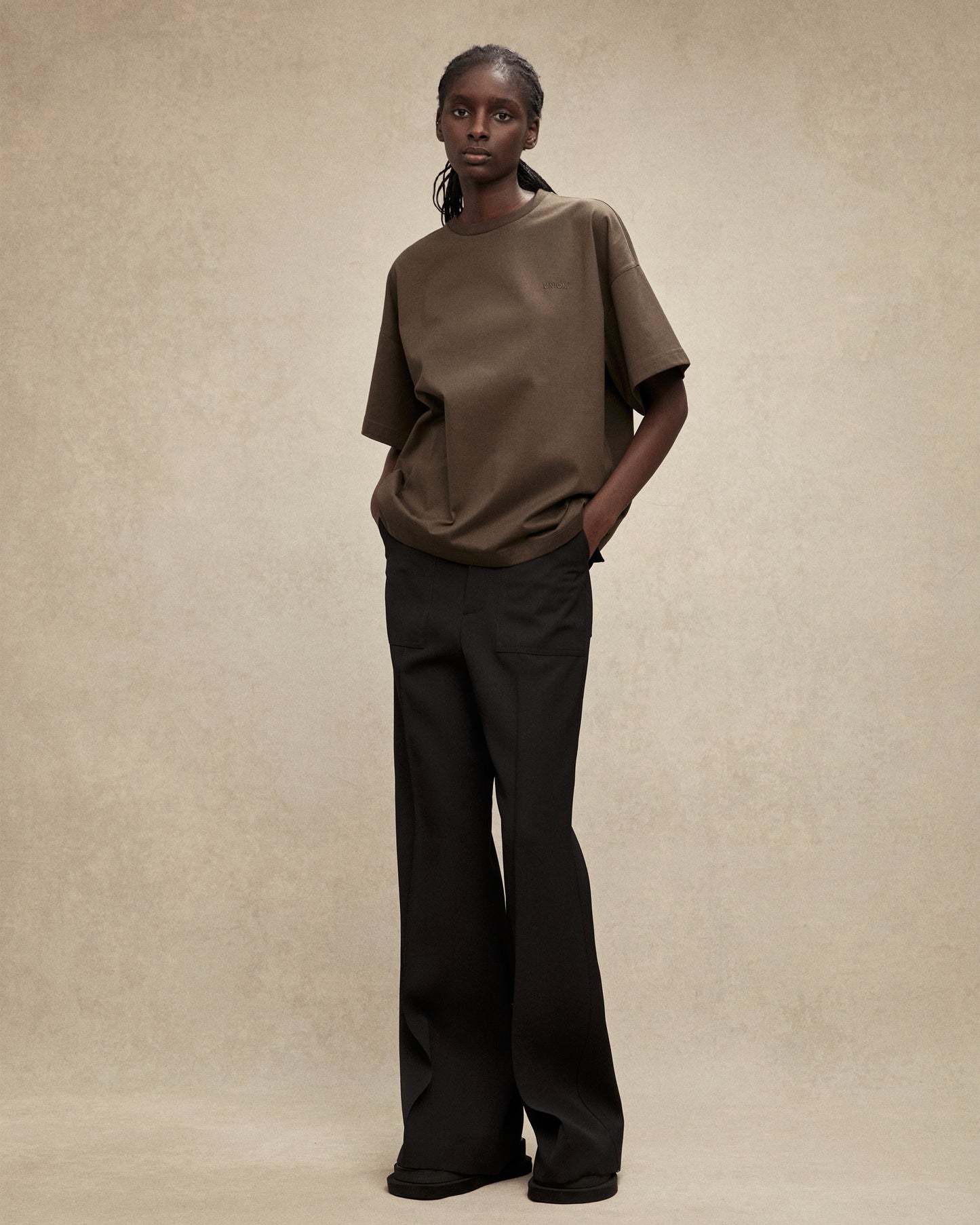 Union / Embroidery / Tee 01 / OD