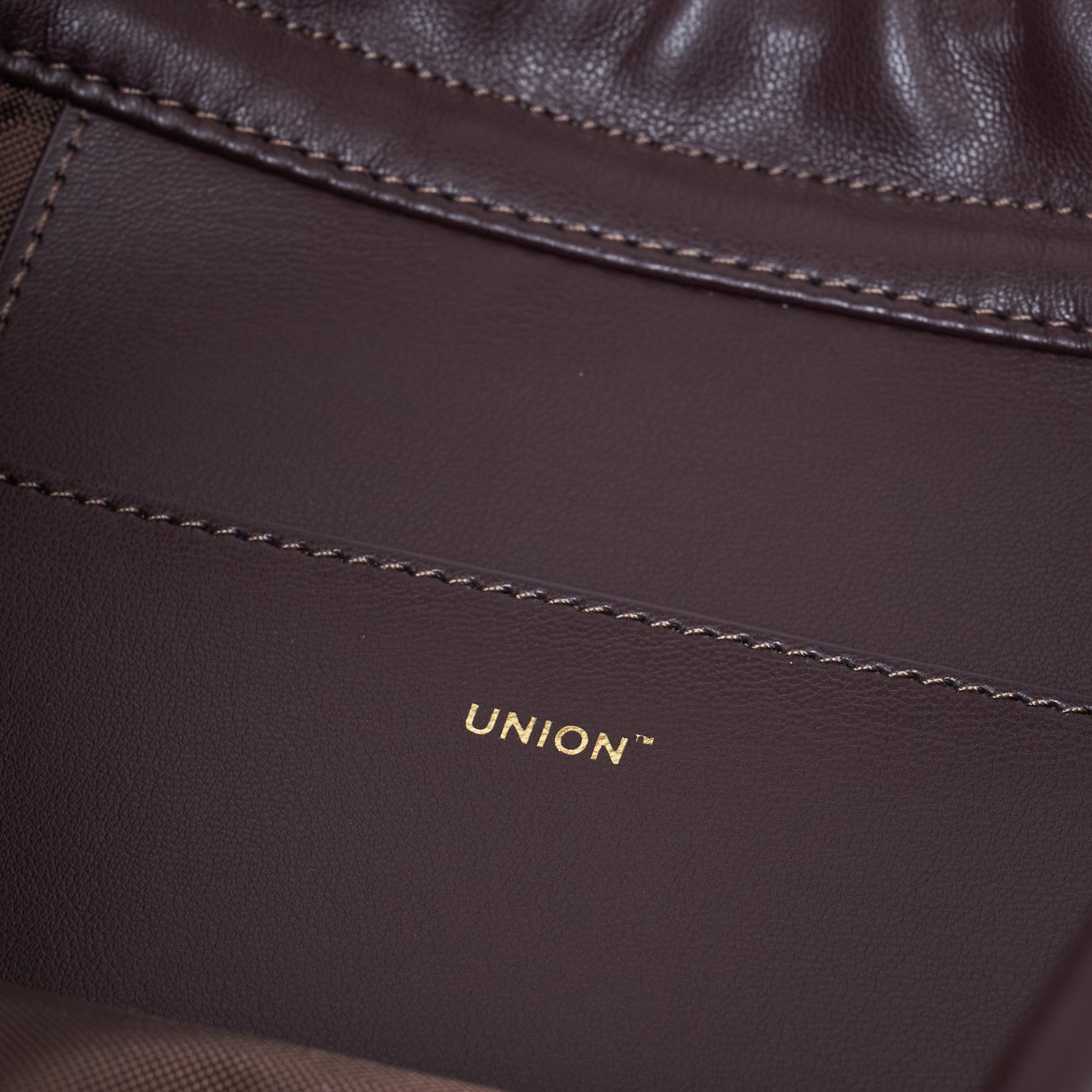 Union Backpack (M's Black Berry) ユニオンバックパック レザー (エムズ・ブラックベリー)