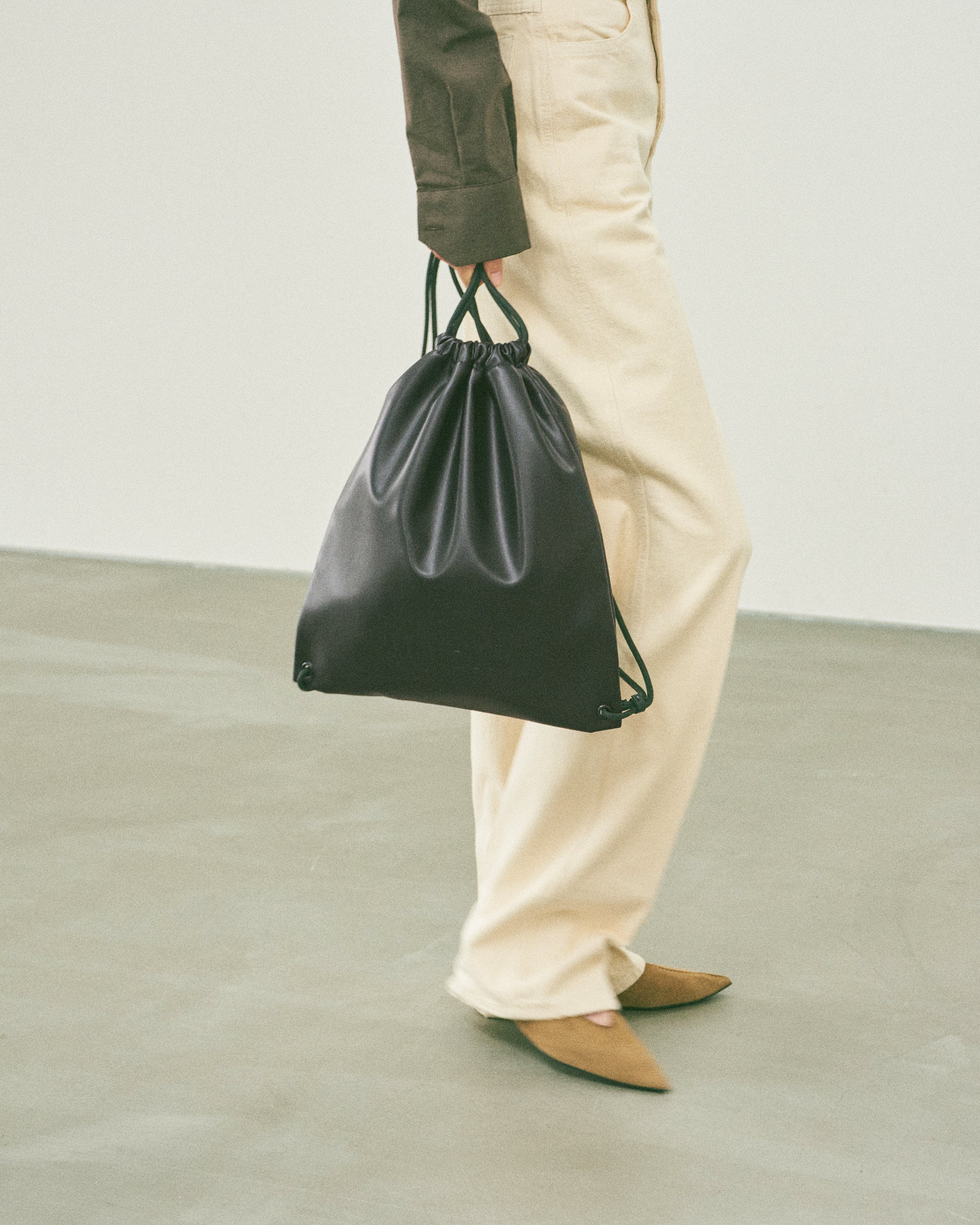 Union Backpack (M's Black Swan) ユニオンバックパック レザー (エムズ・ブラックスワン)